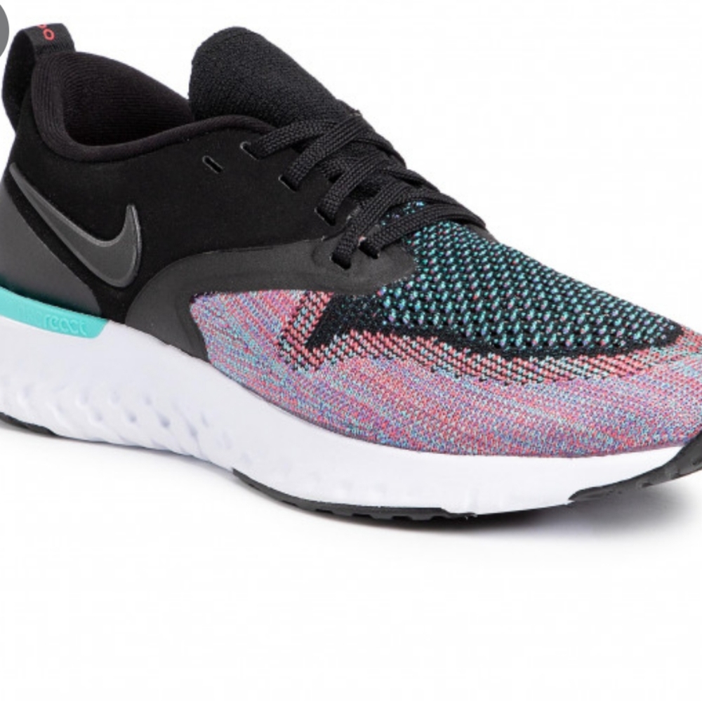 Women`s Nike Odyssey React Flyknit 2